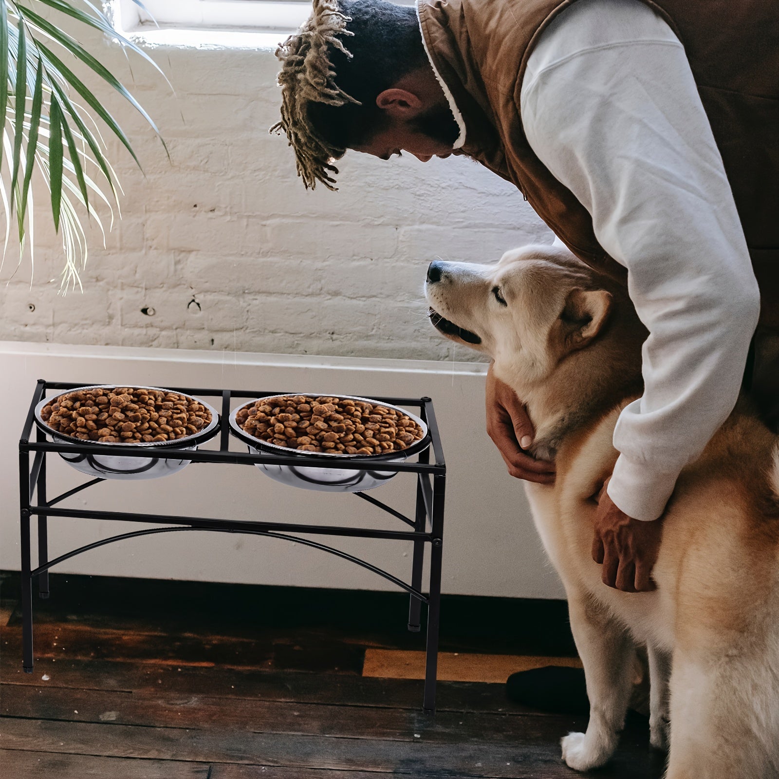 Stabiler Halter aus Eisen für Hundenäpfe und 2 Näpfe aus Edelstahl